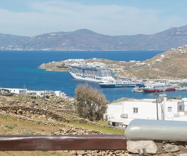 Ξενοδοχείο με διαμερίσματα Crystal 4*