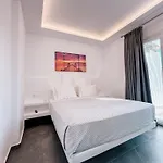 Lägenhetshotell Crystal 4*