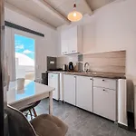 Lägenhetshotell Crystal Mykonos Town