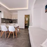 Crystal Lägenhetshotell