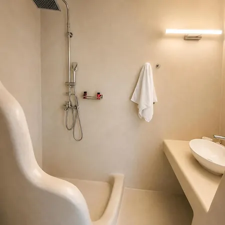Aparthotel Crystal Mykonos Town