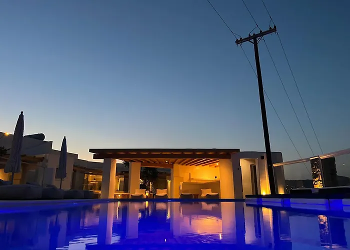 Crystal Apart Otel 4*